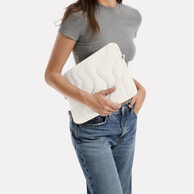 tomtoc 360 Protective Puffy Laptop Sleeve for 16-inch MacBook Pro M4/M3/M2/M1 Pro/Max A3403 A3186 A2991 A2780 A2485 2024-2019, Quilted Design Soft Cute Puffer Bag Case for Dell XPS 16 Laptop