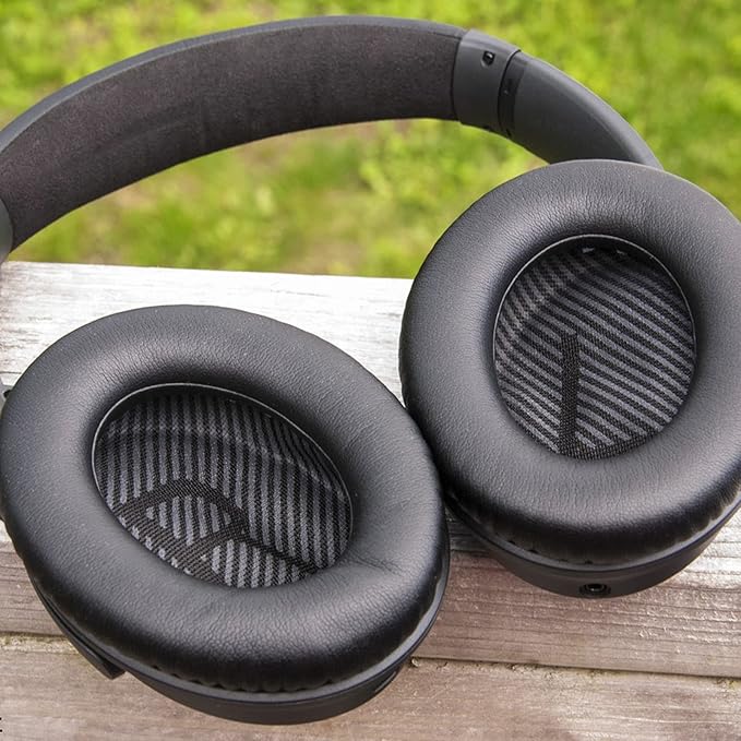 Replacement Earpads Cushions for Bose QuietComfort 35 (QC35) & Quiet Comfort 35 II (QC35 ii) Headphones, Ear Pads with Softer Leather, Noise Isolation Foam, Comfortable Thickness